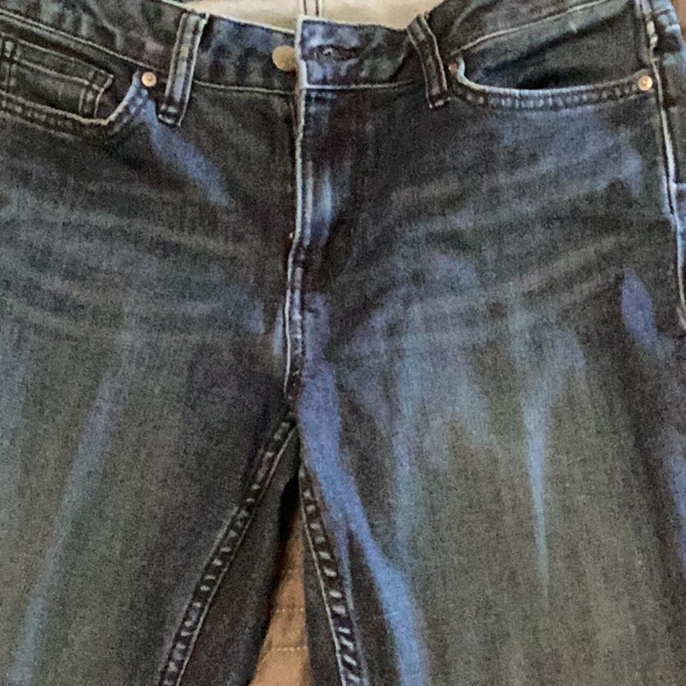 Dark blue stretch jeans